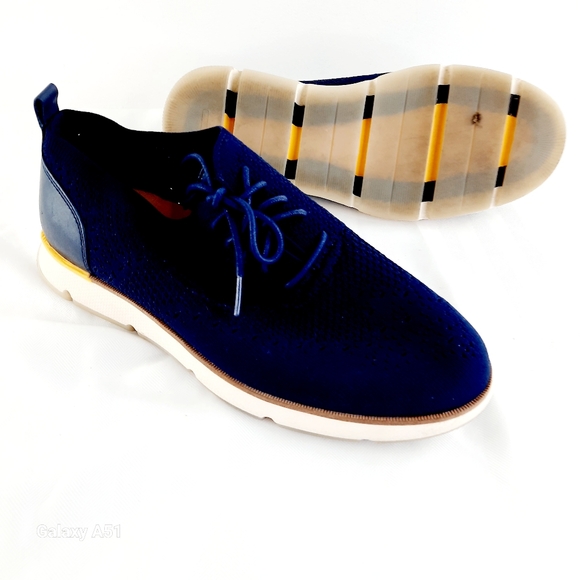 Newer Size 8 1/2  Royal Blue Cole Haan Streetwear comfy  shoes - Picture 6 of 14
